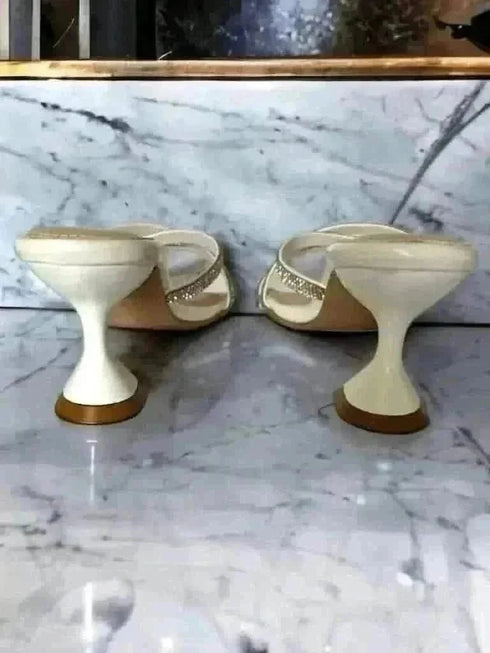 Sassy White Heels - cunei